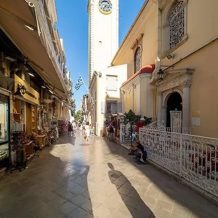 George Stone Appartamento